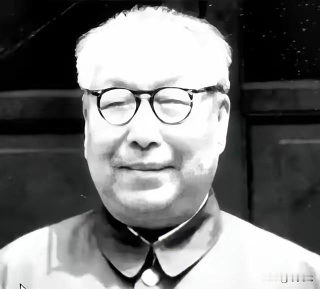 1988年，农民朱海清在地里干农活，村长气喘吁吁跑来：“别干了，快回去，你家来了