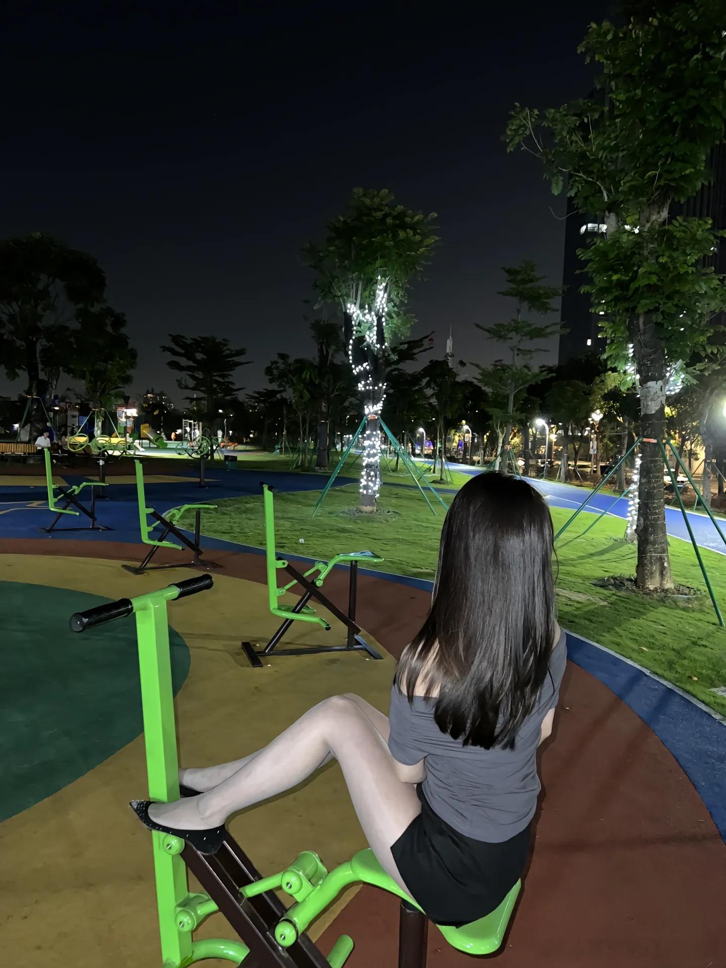 夜色下的公园 ​​​