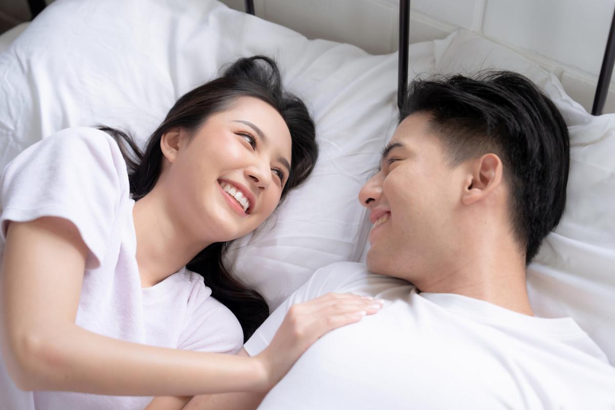 理是这么个理，但是可千万别忘了爱美之心，人皆有之啊！丑妻近地家中宝，那是无力娶到