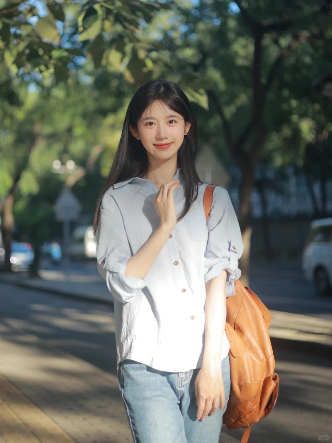 好小清新的感觉，挺好看的[呲牙]