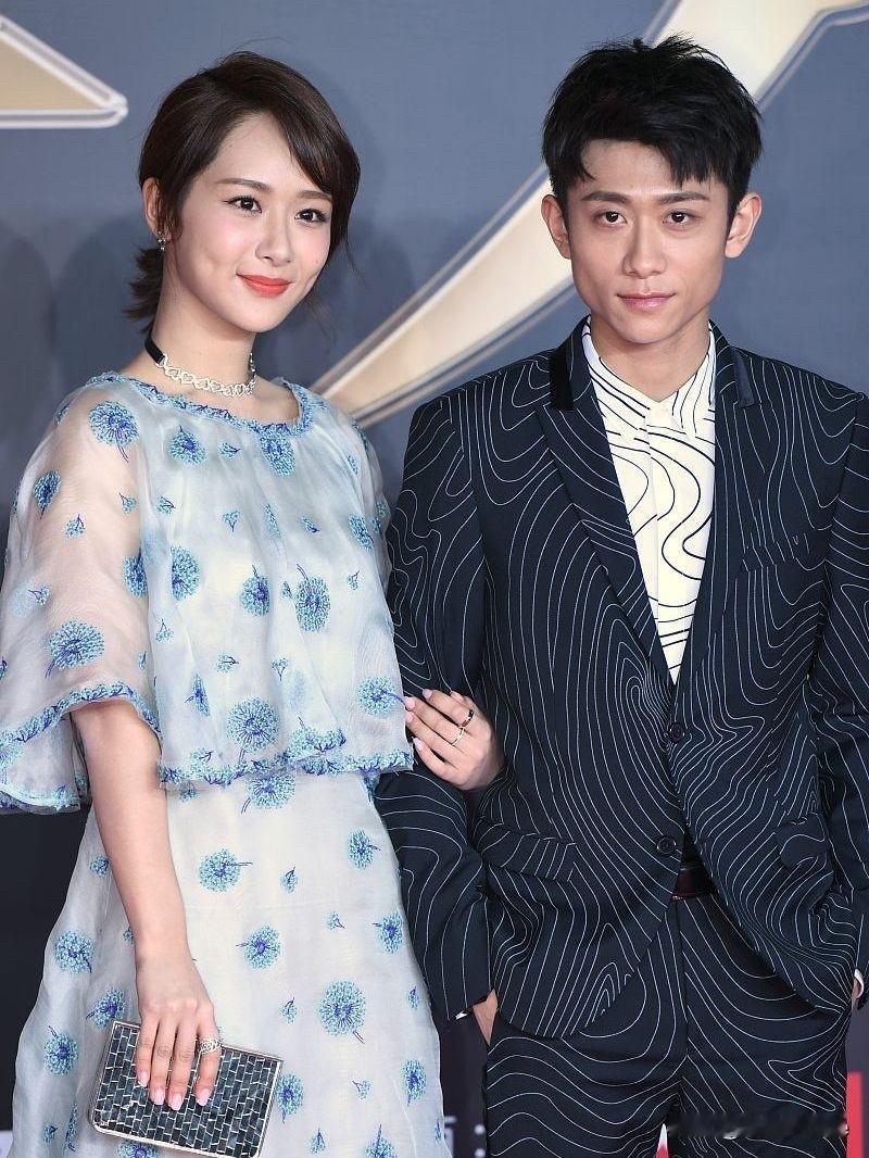 11月6日，张一山没有给杨紫送祝福，依旧被大家夸上热搜，今天大家都没有催他，也没