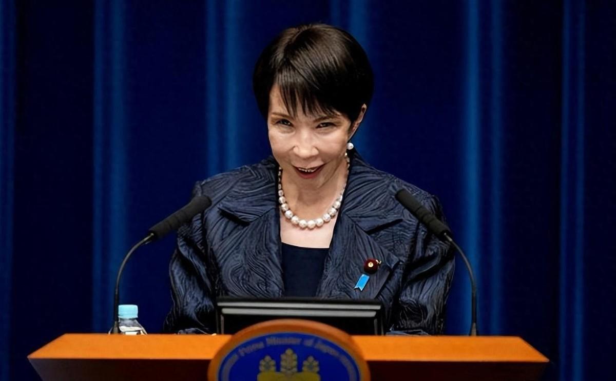 日本防卫省刚公布2026年度军费预算，数字直接炸了——9万亿日元，折合人民币45