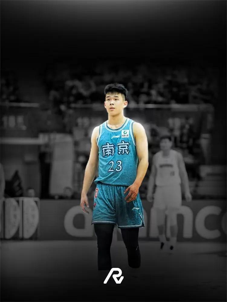 没有了超级外援布莱克尼林葳原形毕露，面对广东番薯群竟然不能突破只会飘在外面投三分