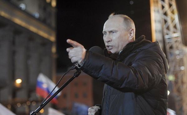 必须全力支持俄罗斯，因为俄罗斯绝对不能倒下，他是唯一能够跟美国、欧洲，真刀真枪对