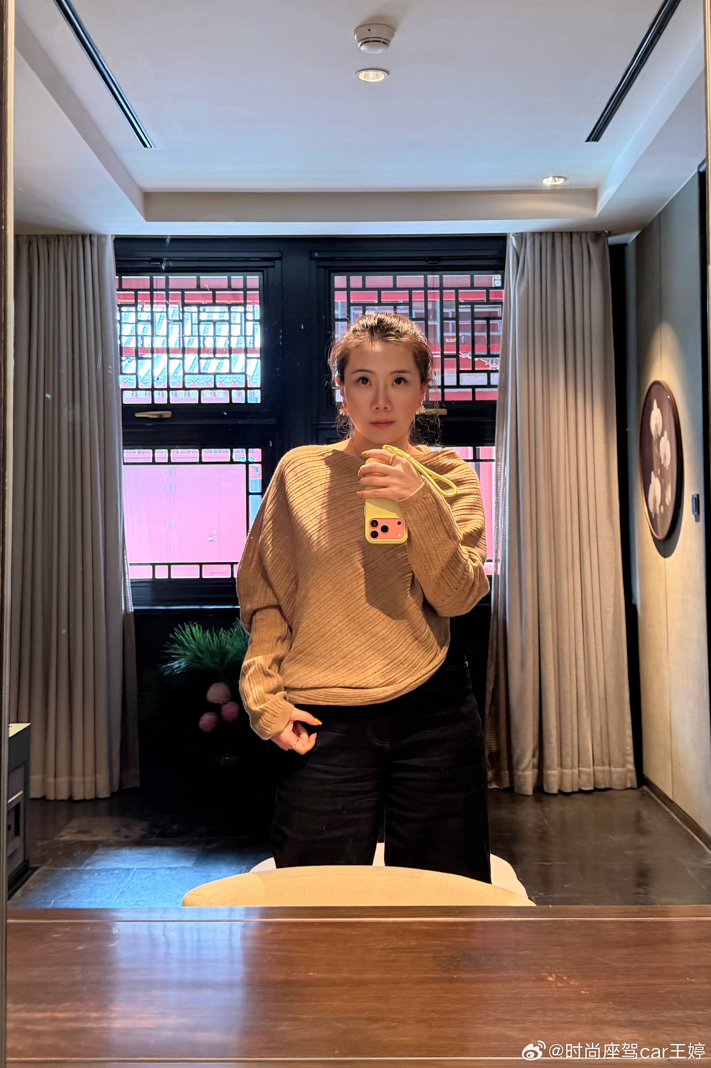 虽然一早上忙忙叨叨还跑错了地方，但是没有错过最关键的环节，跟随劳斯莱斯定制一起看