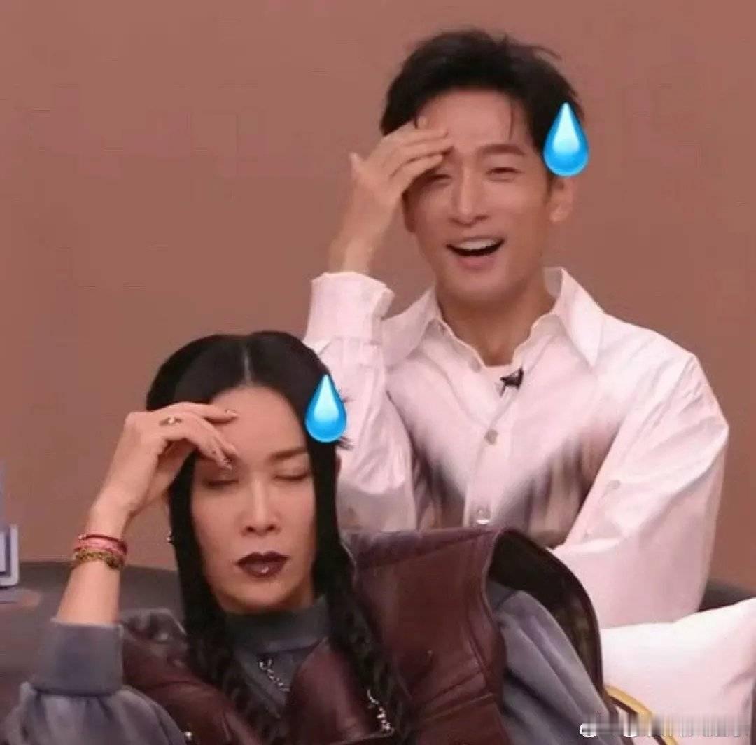 心情是金曲奖年度歌曲是告五人的《又到天黑》[微笑]#金曲奖直播# [融化] #告