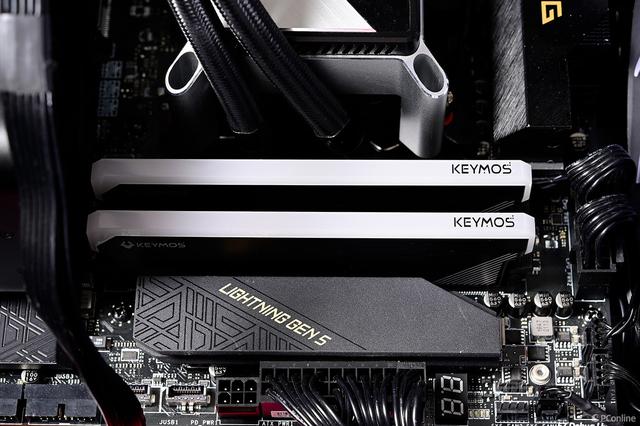 KEYMOS科摩思天河玄女DDR5 RGB灯条图赏：高颜值！实力派！