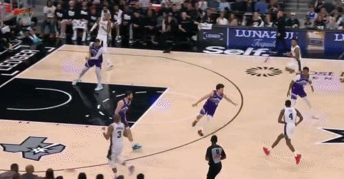 篮扣的挺装！扣完下来更装！！