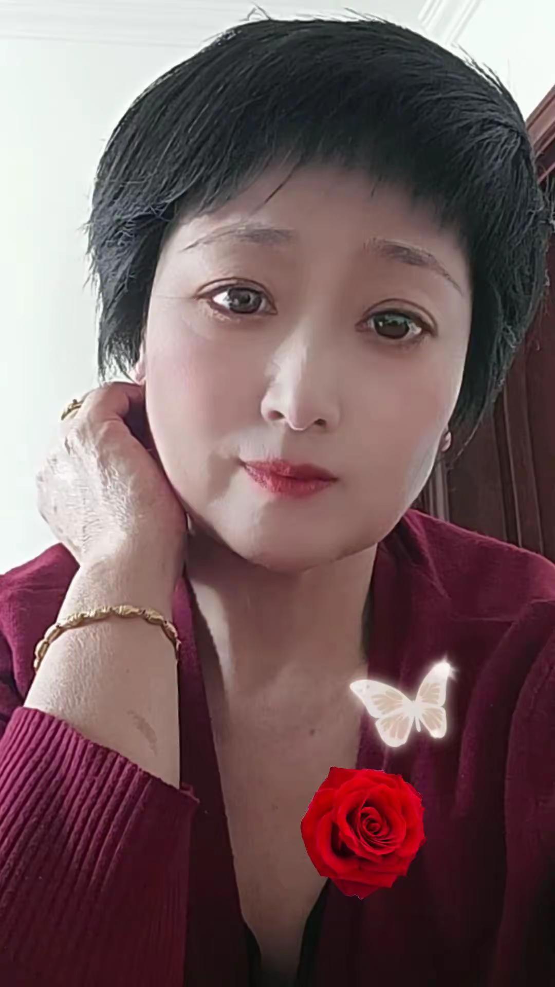 自恋一下原来我也可以这么美🌹❤️😂😂