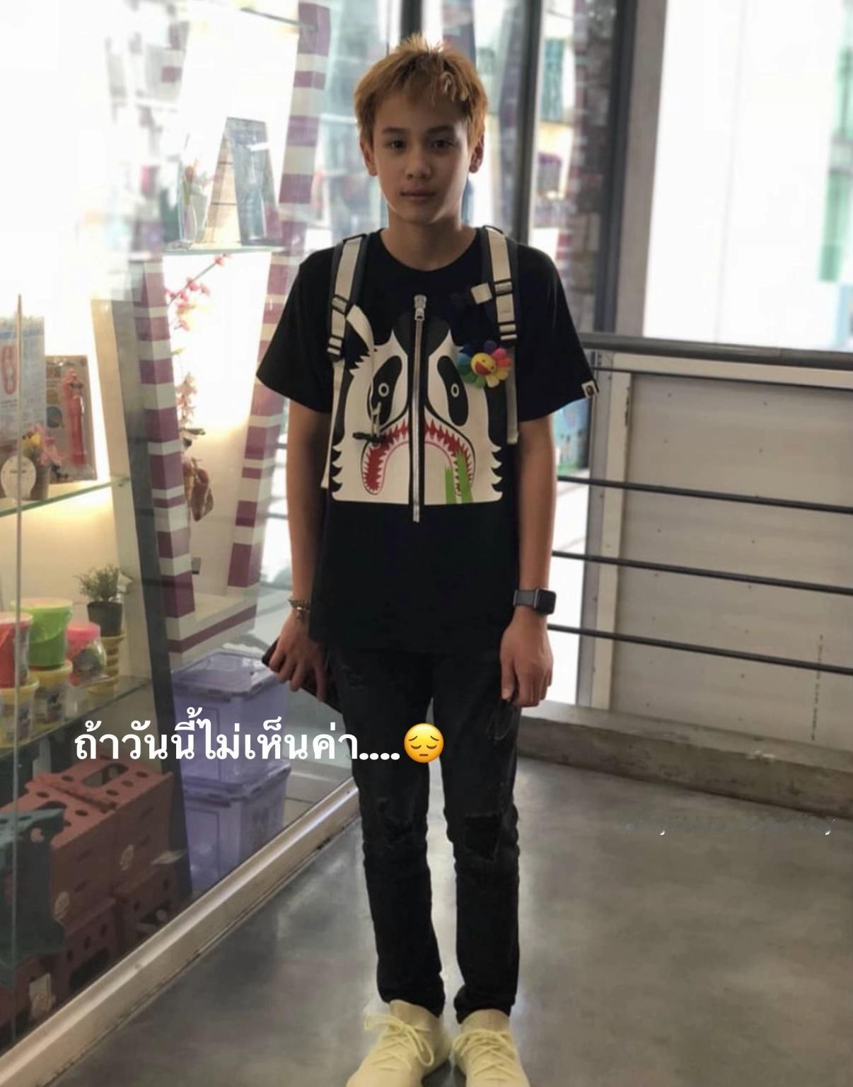 🎂Java '260928 tiktok
三张照片概括自己的不同阶段✉️
初丁