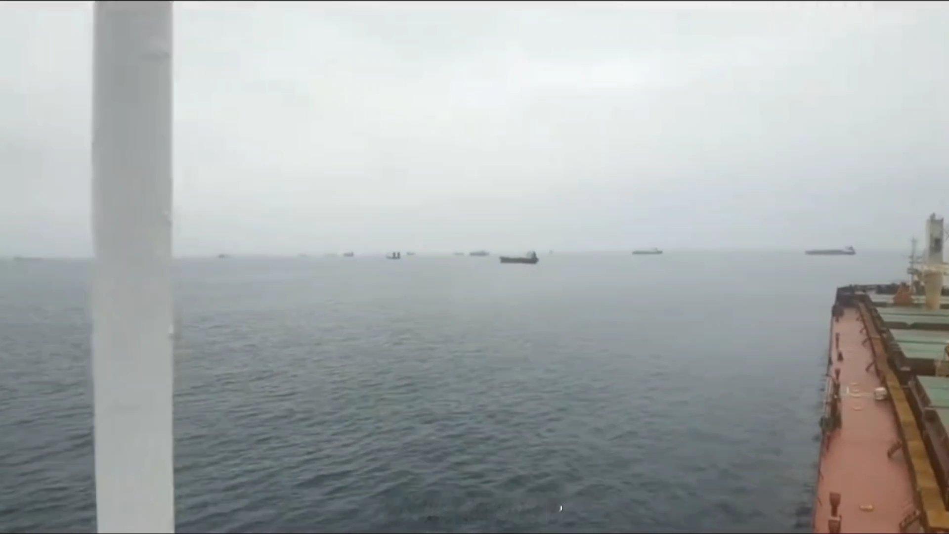 伊朗声明霍尔木兹海峡将继续关闭伊朗最高领袖穆杰塔巴说，民众的意志是继续进行有效且