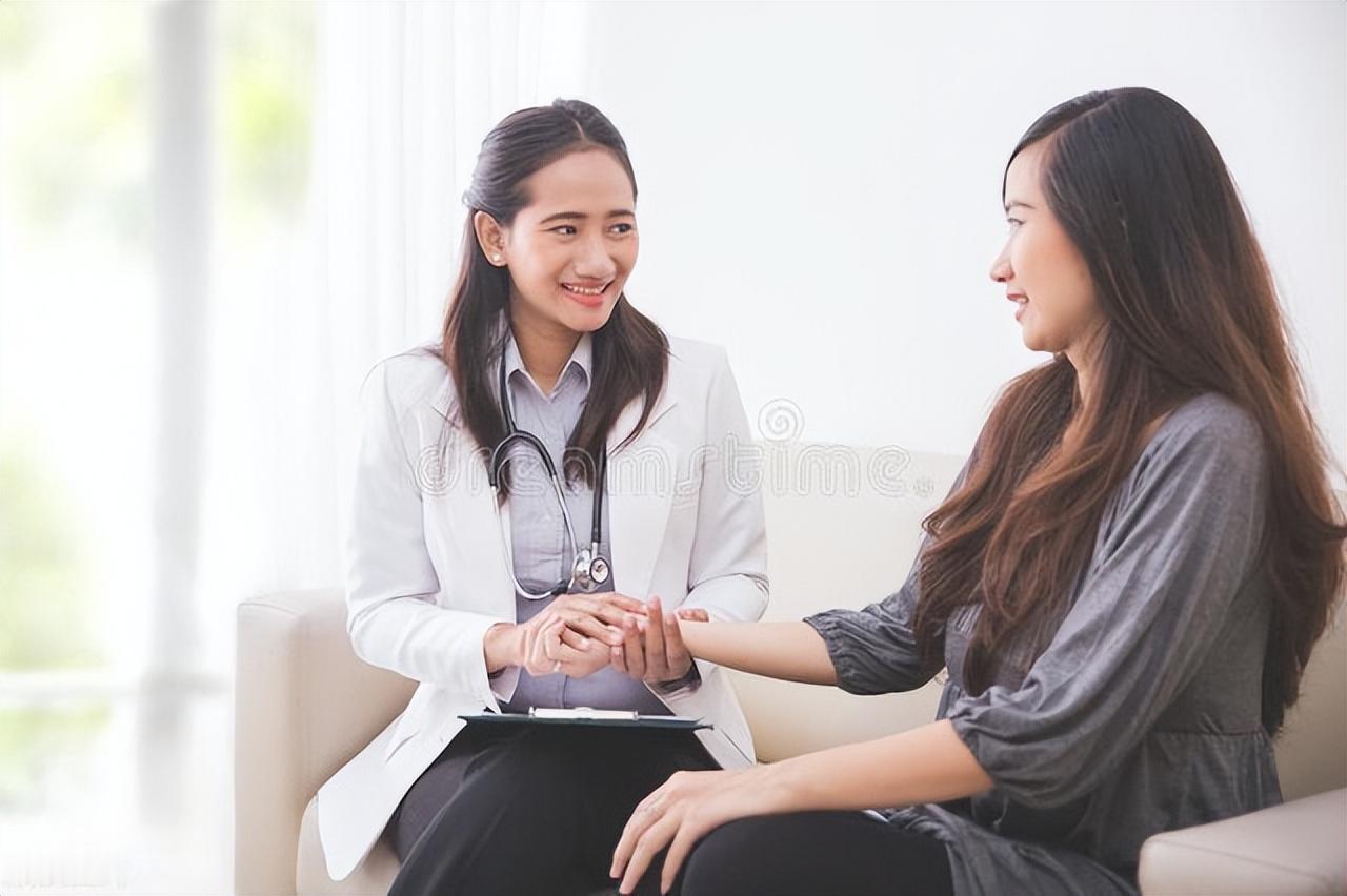 健康小贴士：日常饮品中的草本智慧

大家好，今天咱们聊聊怎么用一些简单的中草药泡