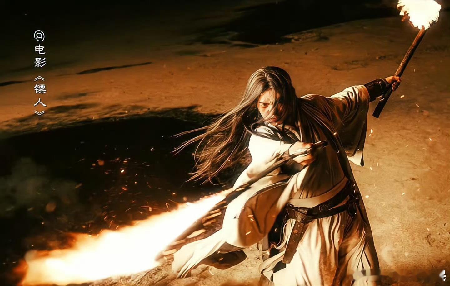 于适百米冲刺跳进河里这一下 🤣谁能拒绝反差感于适！戏里冷面寡言，戏外百米冲刺跳