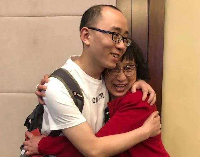 1988年陕西一女子丢了儿子，为了找娃，她跟丈夫离了婚，32年后，她终于在四川找