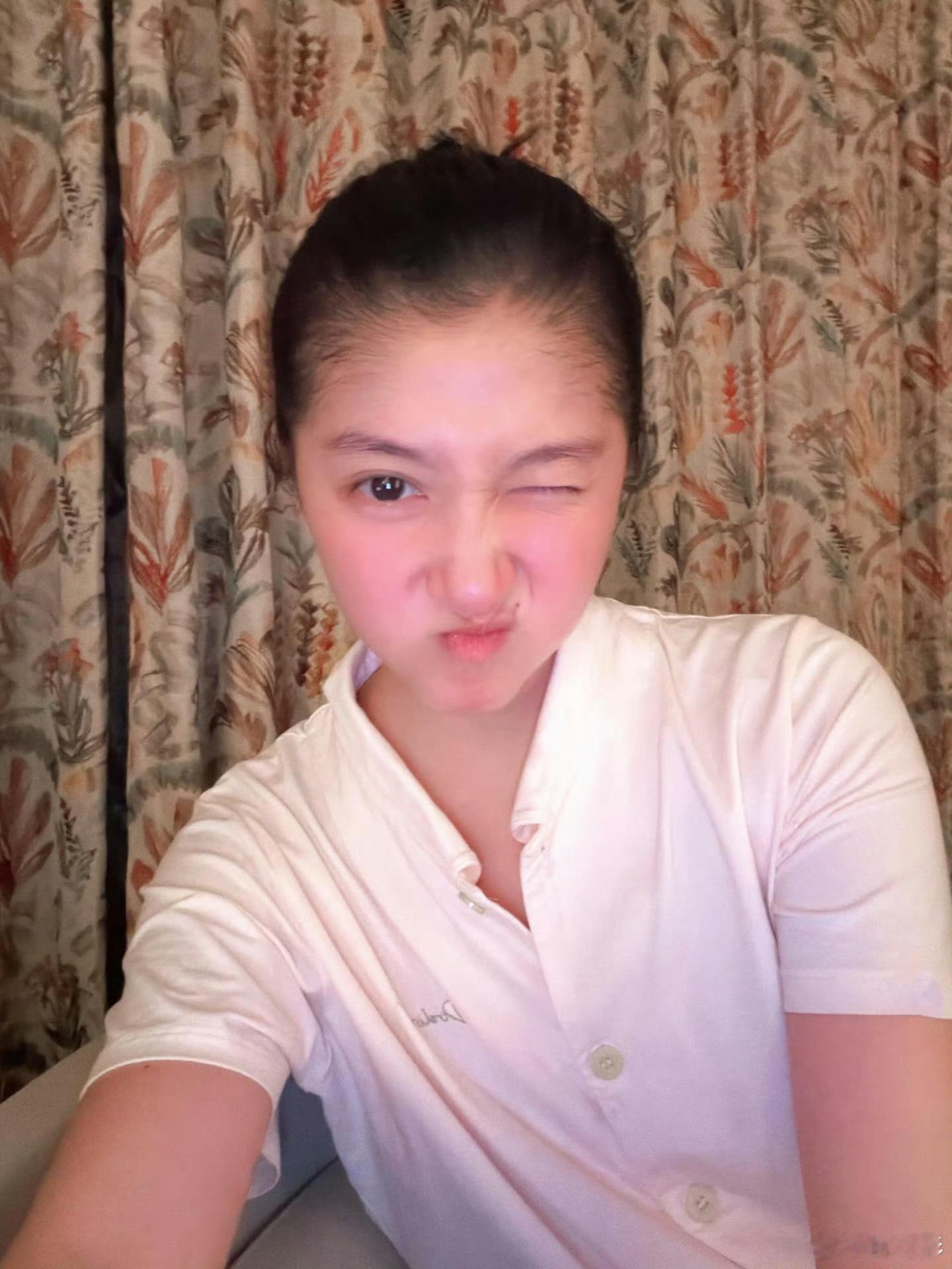 我真不行了这真是安利图吗？好五官崎岖