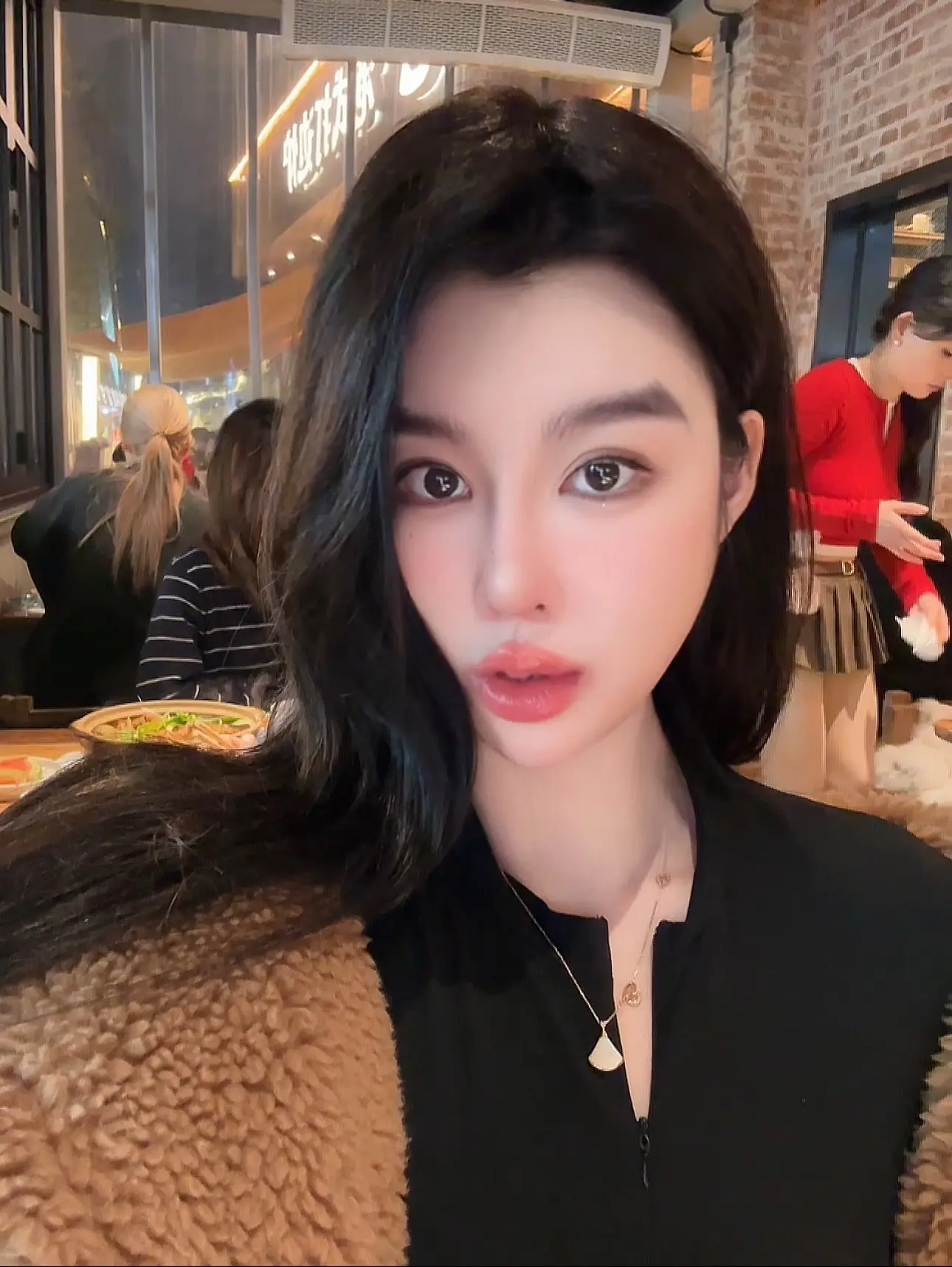 勇敢结束一切的人一定会被奖励一个新的开始。