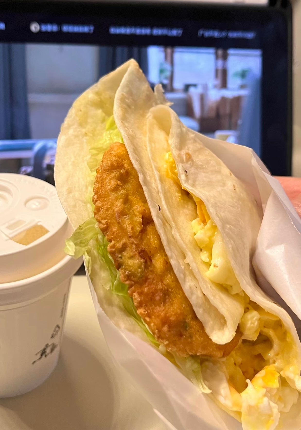 大学生早餐吃什么大学生喜爱内容共创计划校园生活图一食堂阿姨把烧麦蒸热乎乎好好吃图
