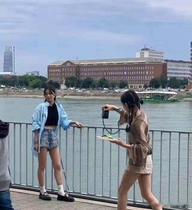 原来沈梦辰现实生活中确实很黑[哆啦A梦害怕] ​​​