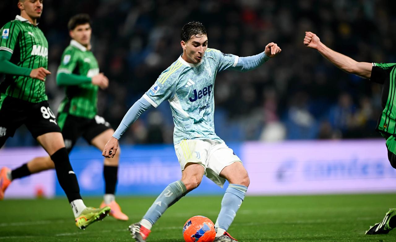 尤文图斯3-0萨索洛，打入一球的米雷蒂赛后采访：

“穿着这件球衣进球总是感觉很