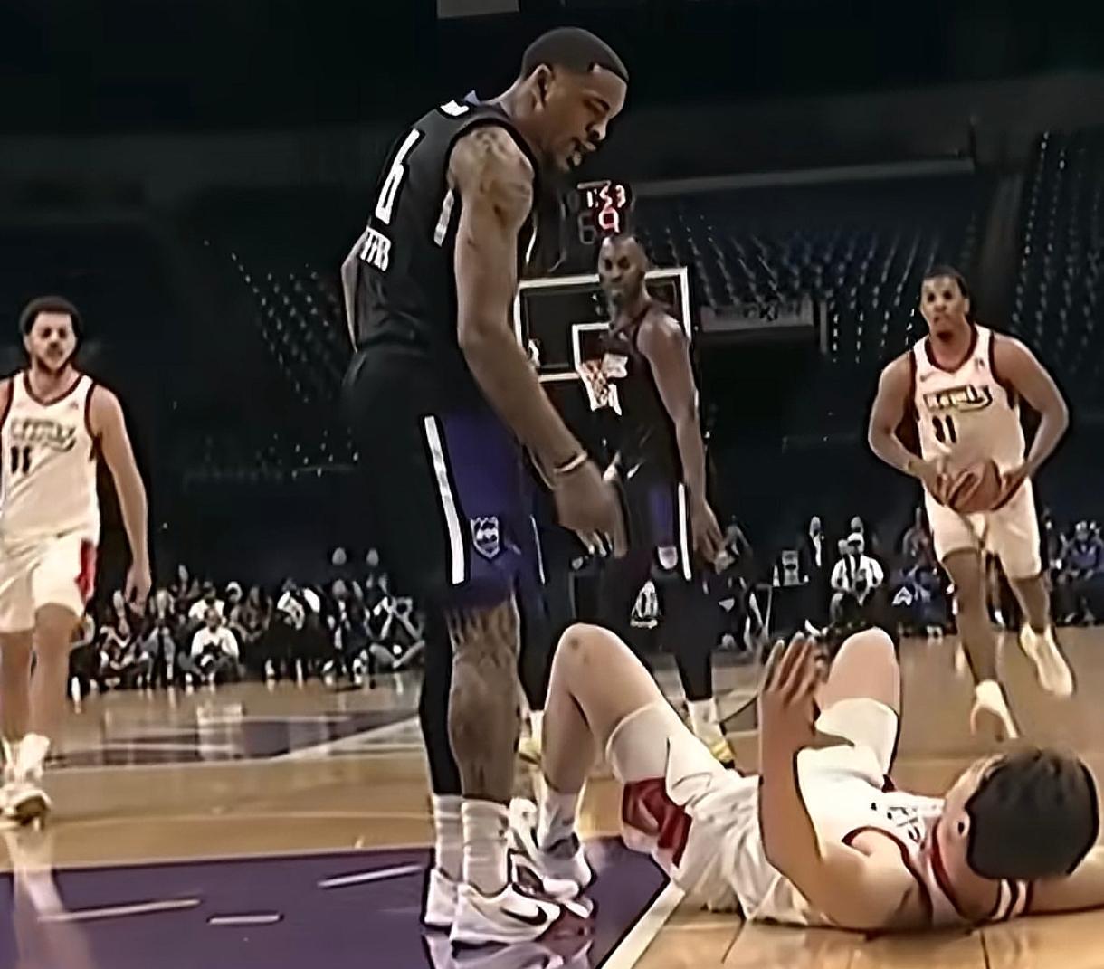 杨瀚森20+7+2，赛后对手着重讲到一点:

毫无疑问，他是一位非常有天赋的球员