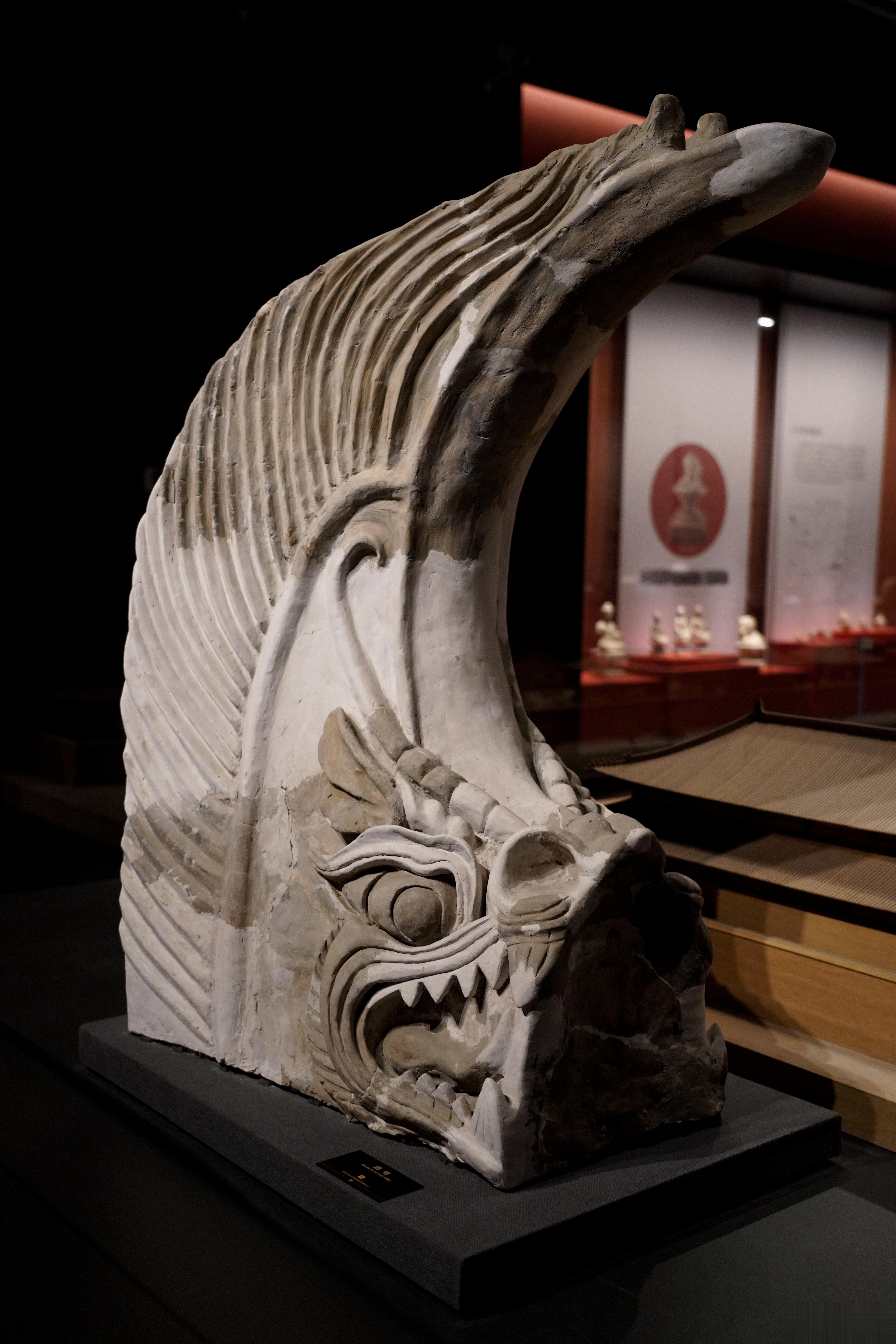 邢台博物院金玉之辉，非常精美的玛瑙与首饰，整体来说展出文物并算不上强，却胜在细腻