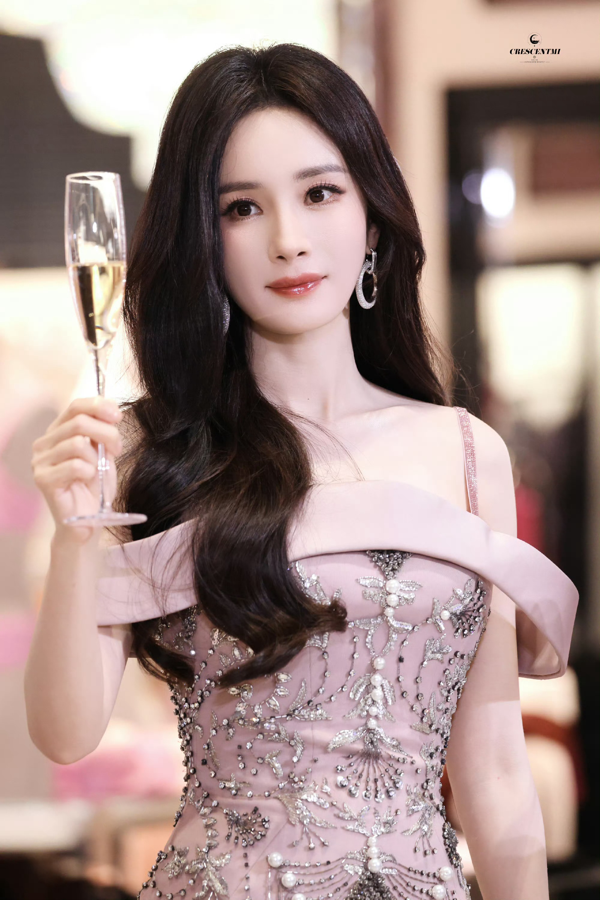 维密亚太区品牌代言人杨幂好萌啊 ​​​