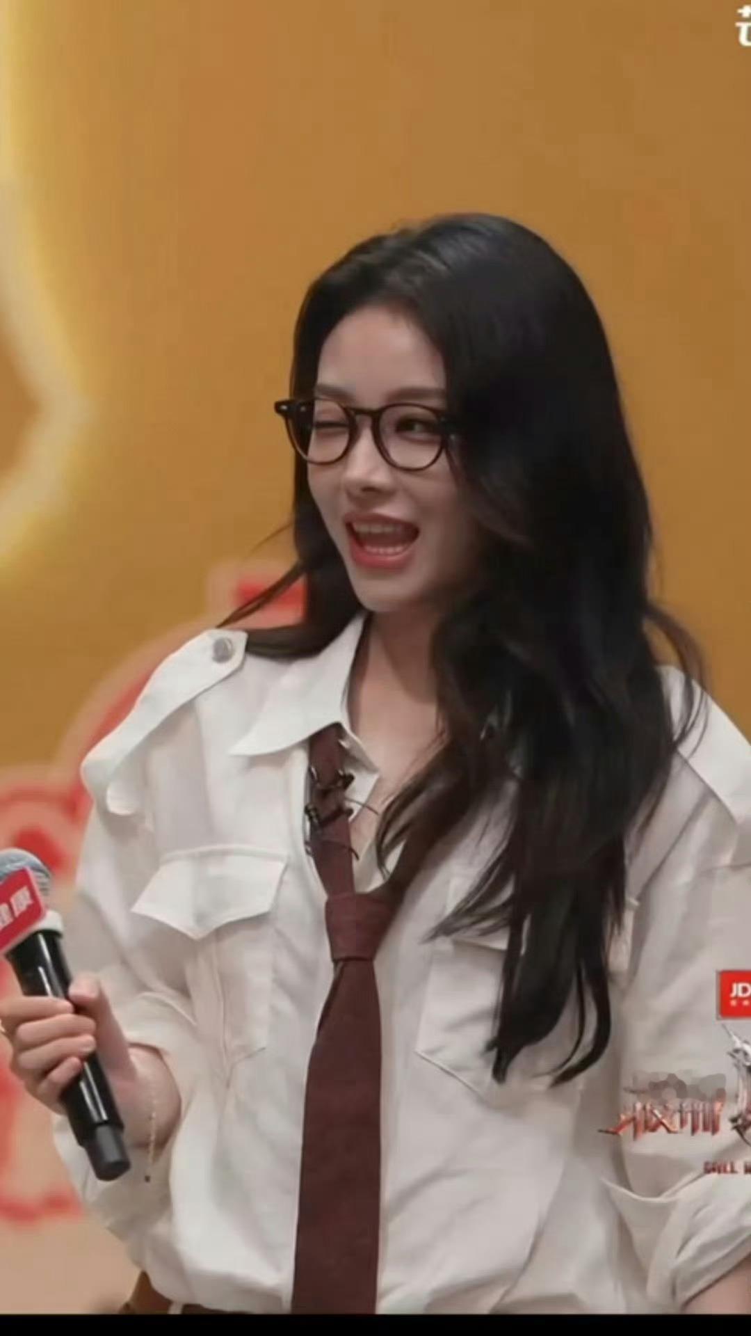 喻言 体面我那 集美貌实力于一身的高情商的好宝宝 谁看了不喜欢呢