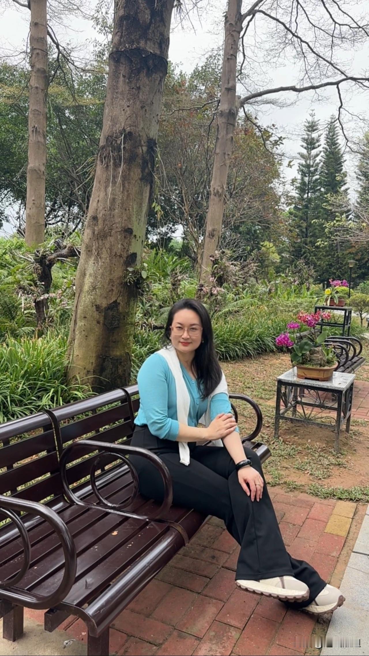 以前我是一位离异带儿子的单亲妈妈，那些日子母子漂流在外相依为命，日子虽然过得很不