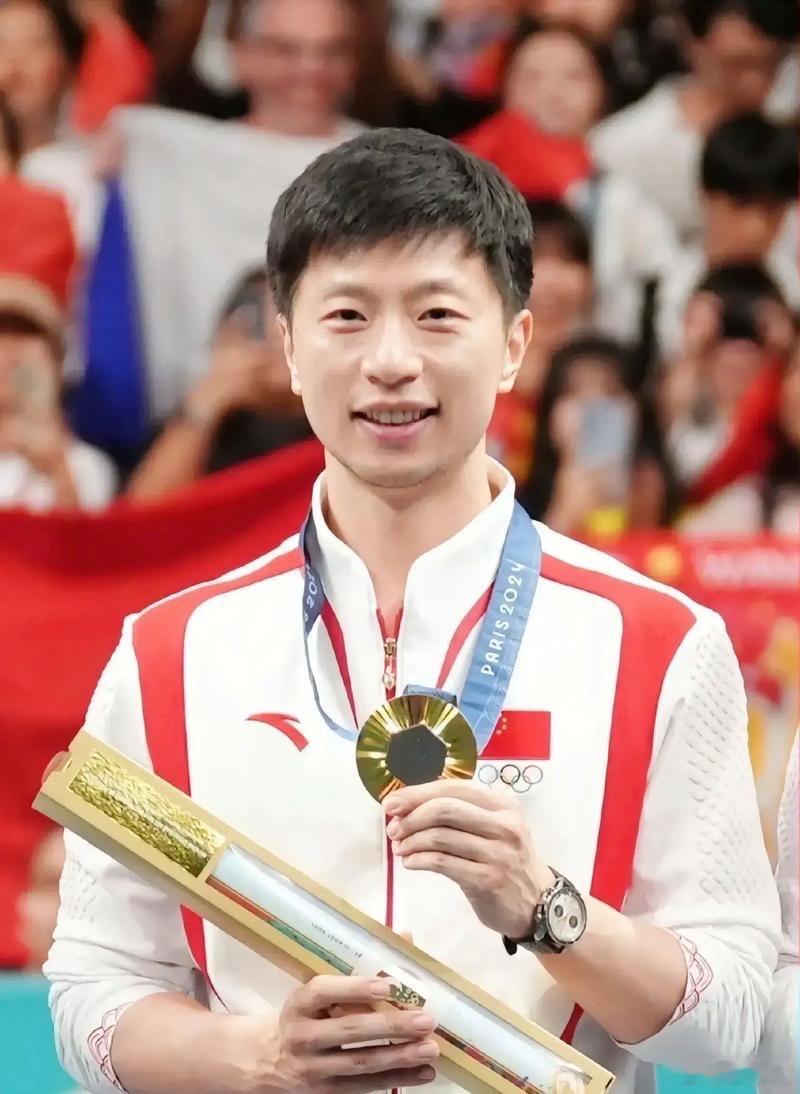 在 的氛围里，被问到是否有遗憾没拿过全运会某项成绩时，马龙干脆回应“不遗憾，一点