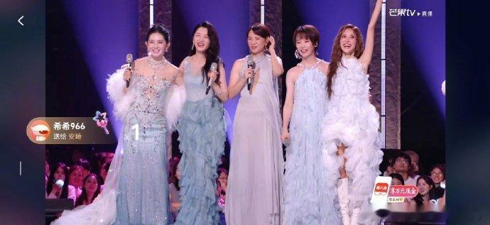 李心洁组一公票数 反复回看李心洁组舞台还是觉得惊艳，全开麦零失误，情绪传递直击人