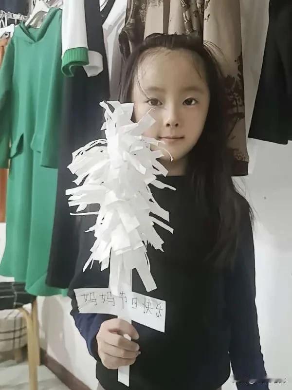 姐姐家宝贝长大懂事了，就是感觉这礼物不太对？