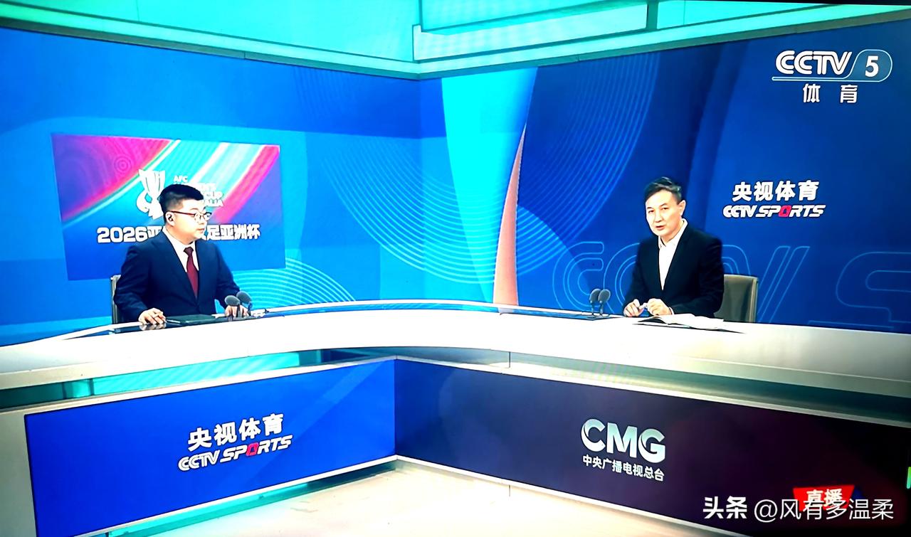 女足亚洲杯，中国队2比0开门红，王霜世界波
亚洲足坛盛事，女足亚洲杯昨天开幕。今