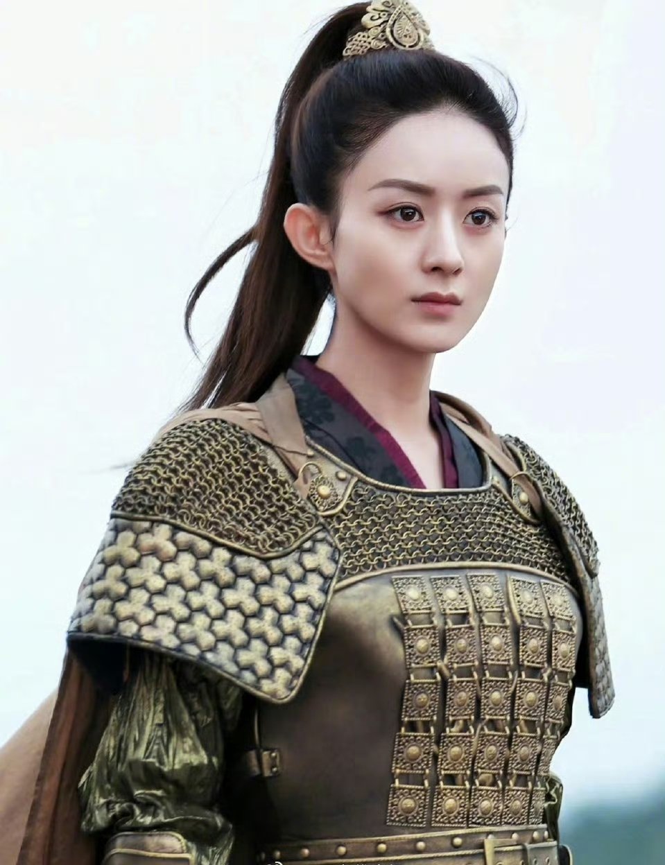 女明星也可以很英气，盘点了一波古装🌸沙场女将军造型[哆啦A梦花心]赵丽颖，迪丽