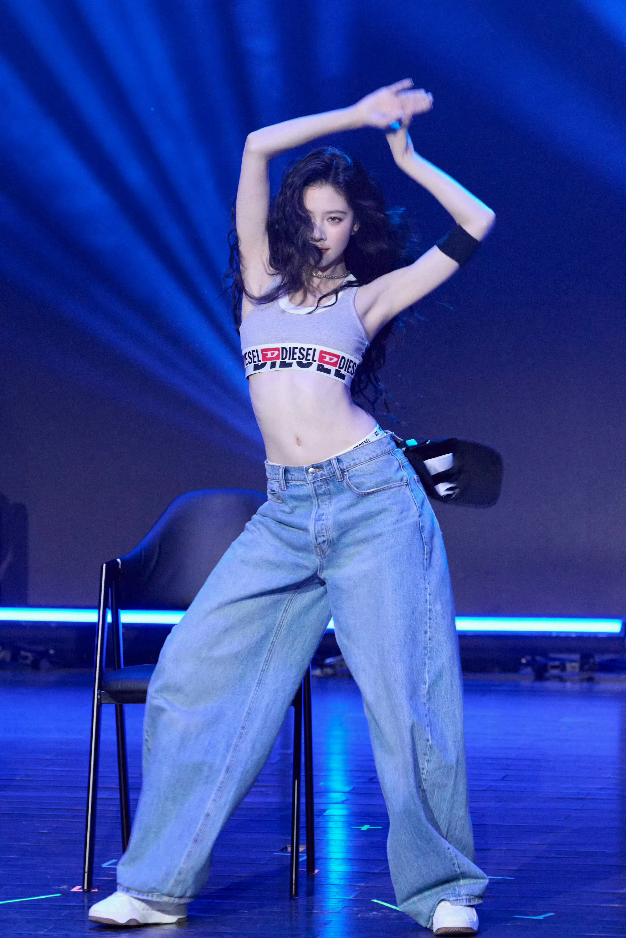 宋妍霏 内娱奇迹暖暖宋妍霏 小刘海美神降临家人们谁懂啊！宋妍霏就是行走的穿搭种草