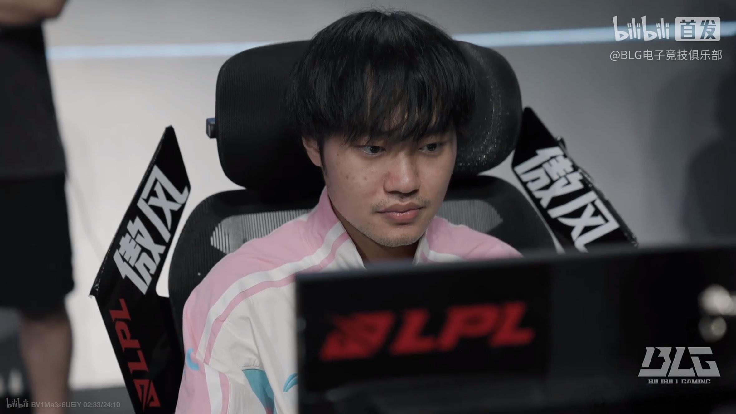 亲 
