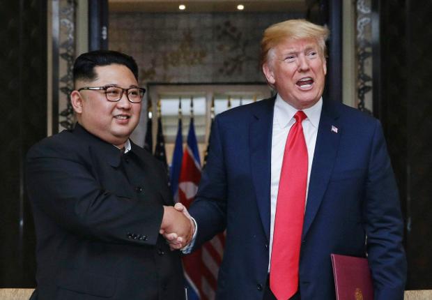 美国不敢打朝鲜，根本不是心善，而是被朝鲜的核威慑死死卡住了七寸。朝鲜和伊朗不同，