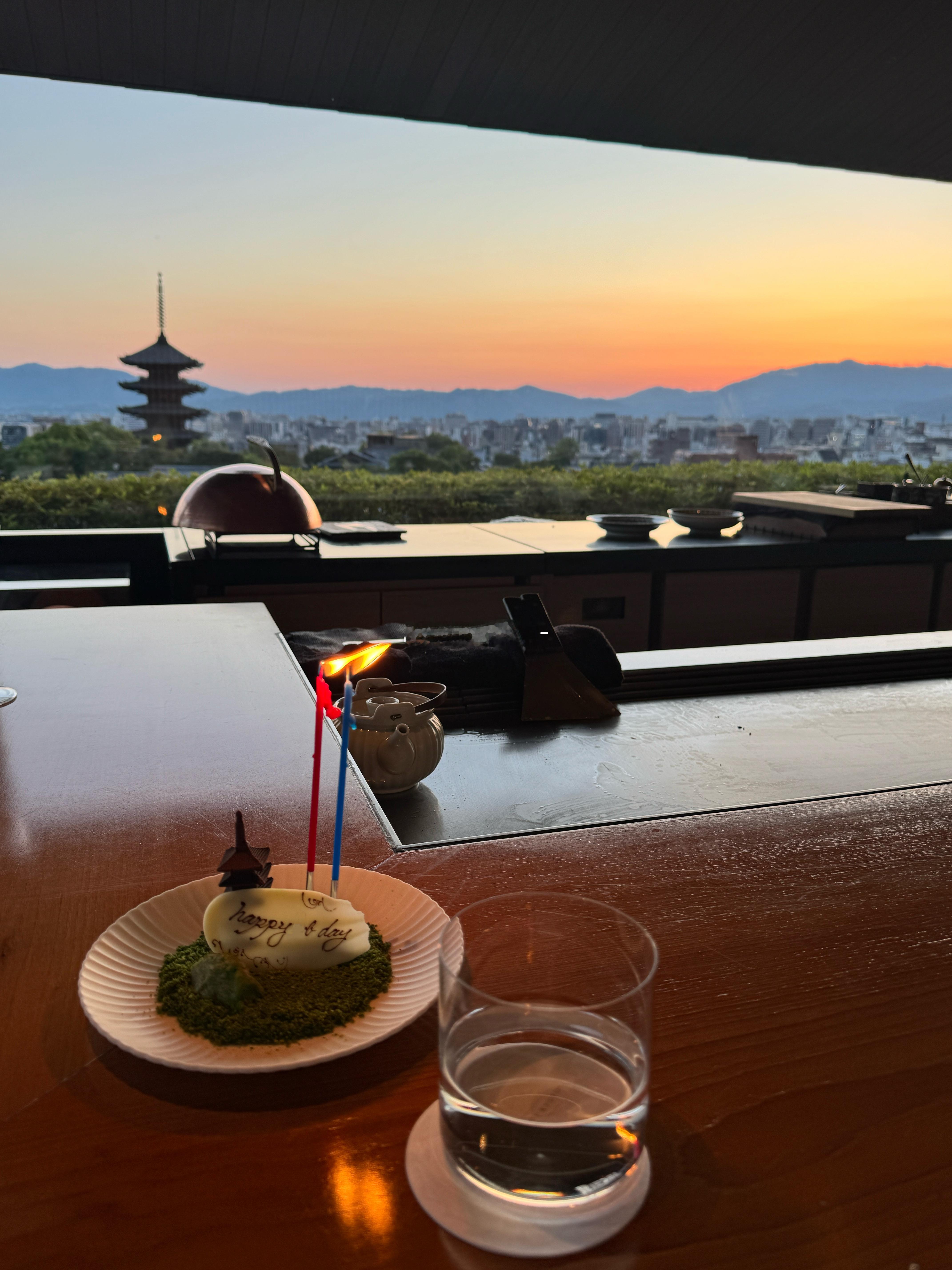 每次出行只要有我男友 基本什么事都不用我操心今年生日奶夫给我和家人安排的家庭旅行