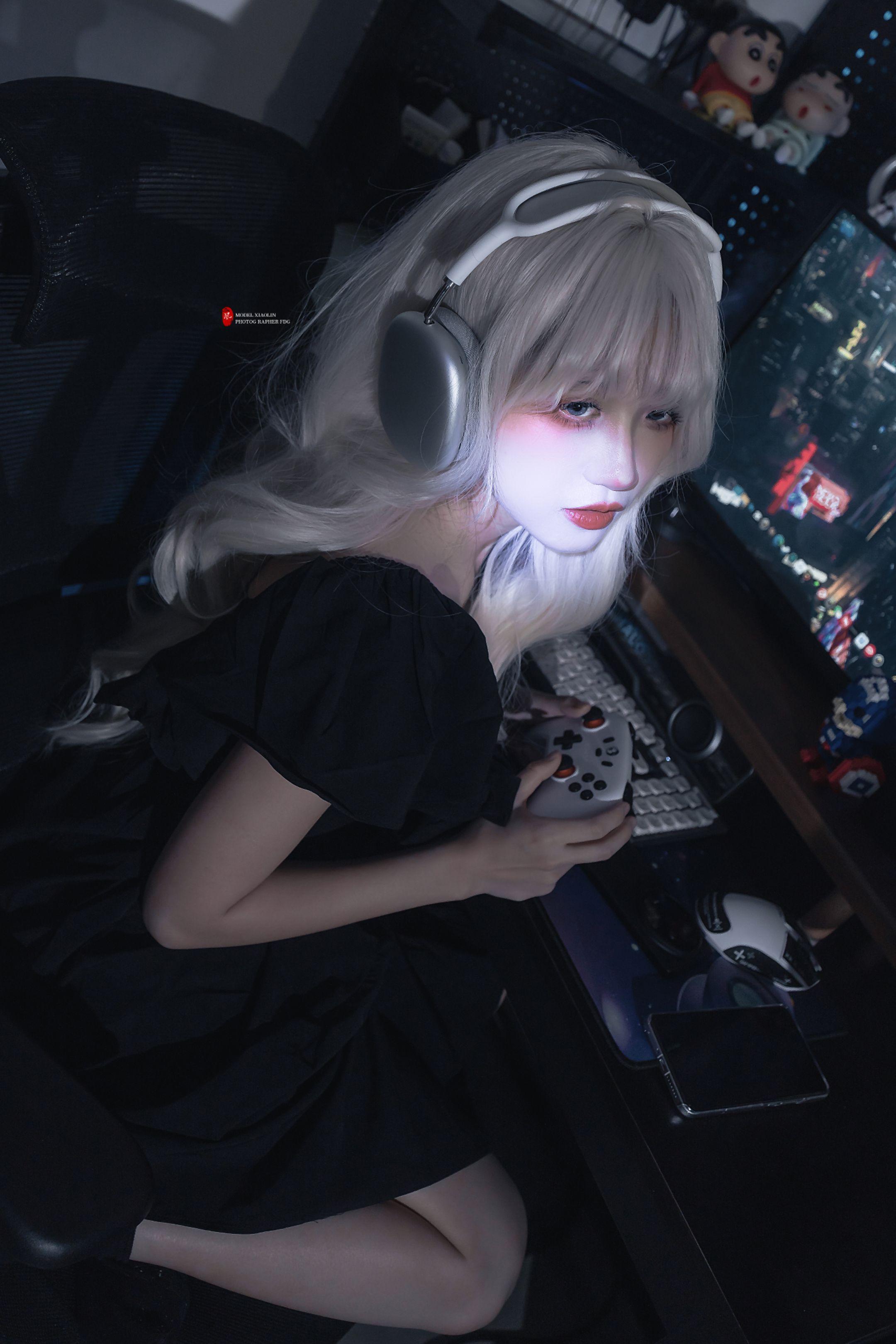 当女朋友染上网瘾，就变成了……