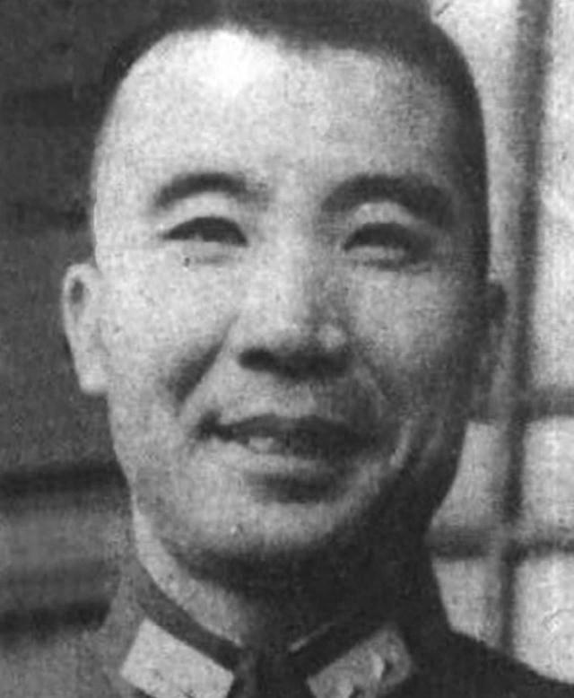 王耀武获特赦后不久便抑郁离世，沈醉坦言：对他来说首批特赦并非真正的幸运
1959