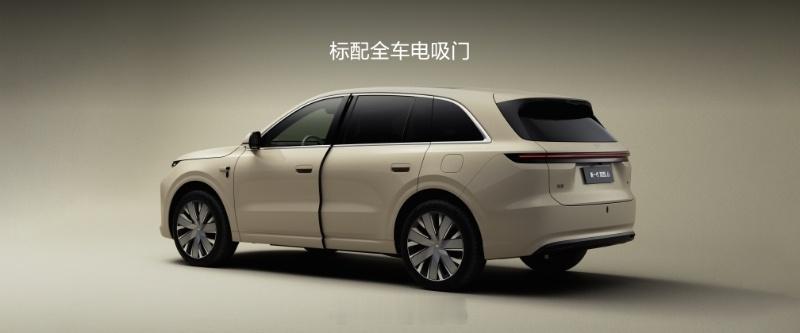 新一代理想L6售价24.98万元8797座舱芯片四门电吸！也是可以的！29英寸6