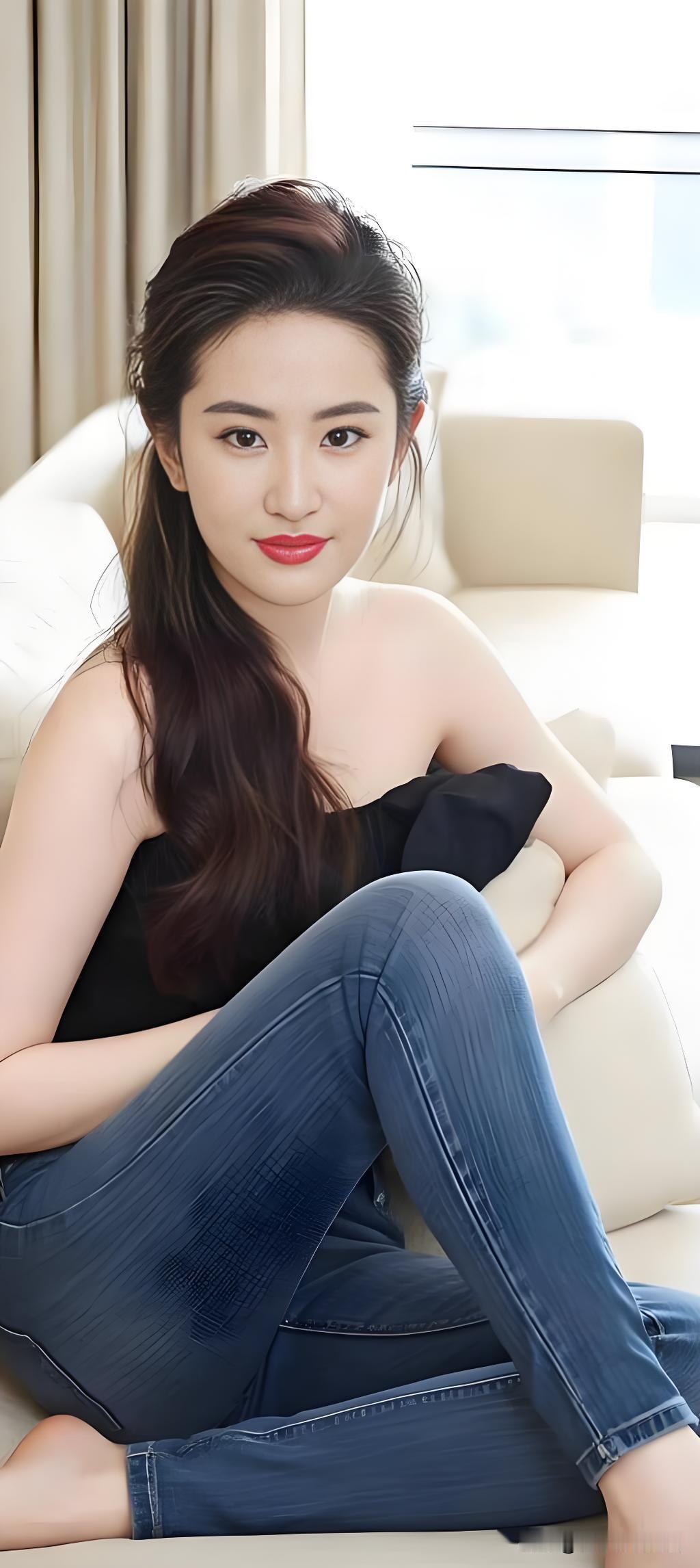 为什么刘亦菲能深受喜爱?刘亦菲能火二十多年始终被观众偏爱，根本不是单靠一张脸。
