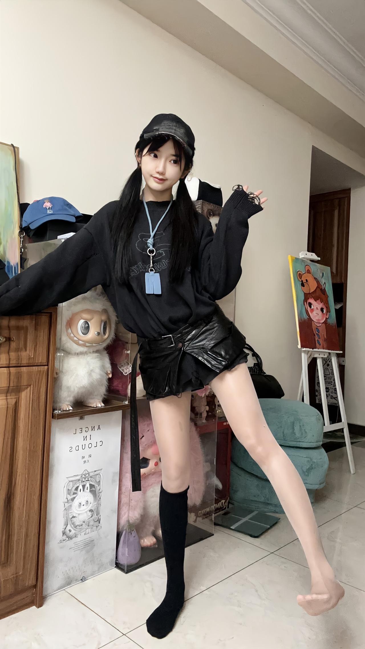 穿个肉丝儿.
穿搭 早秋穿搭显贵法则 走读生的冬季穿搭 秋冬复古色彩不重样