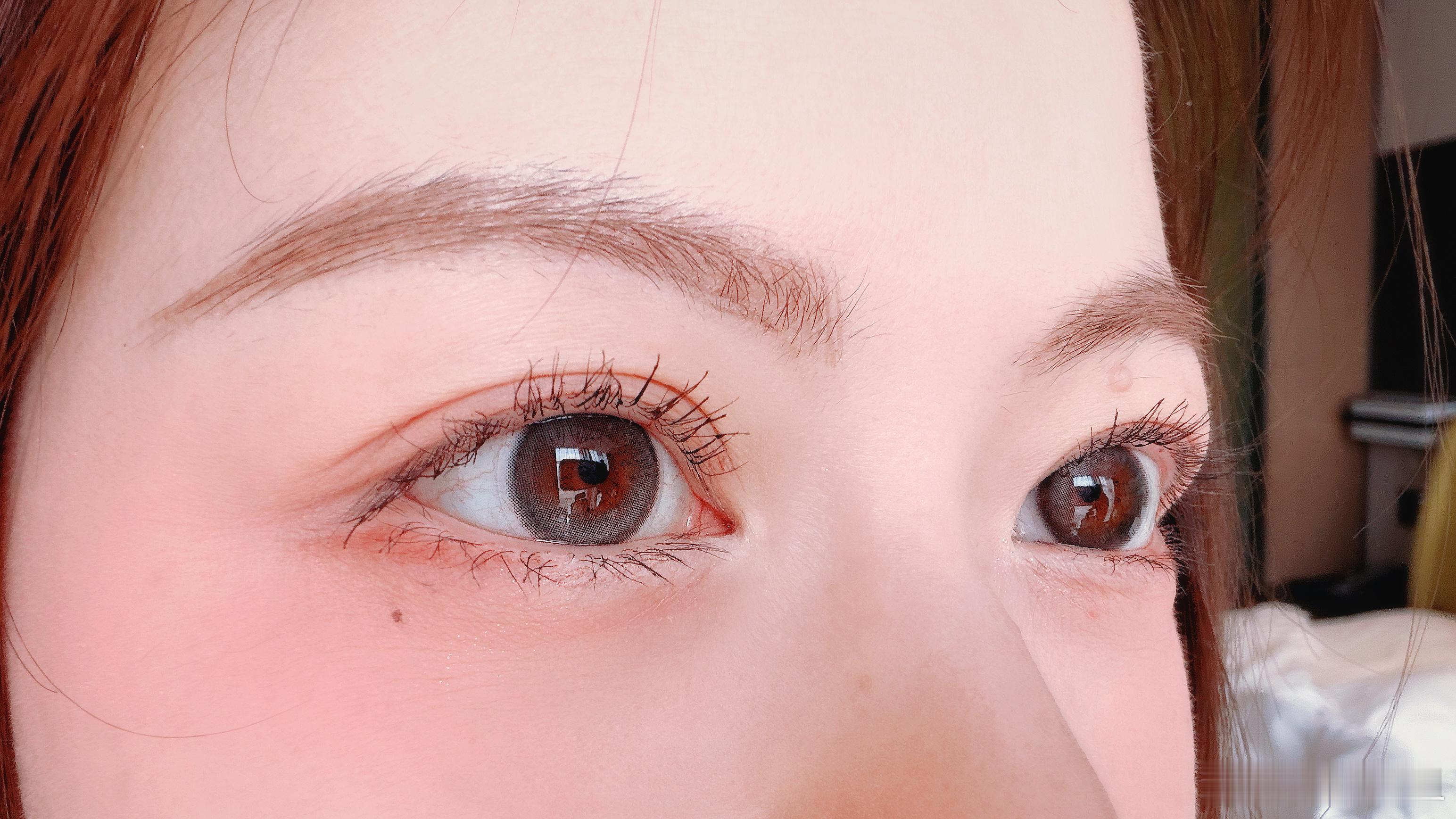 早吖~作为淡颜人化妆真的很省事儿朋友打个电话过来我半小时不到就能出门了