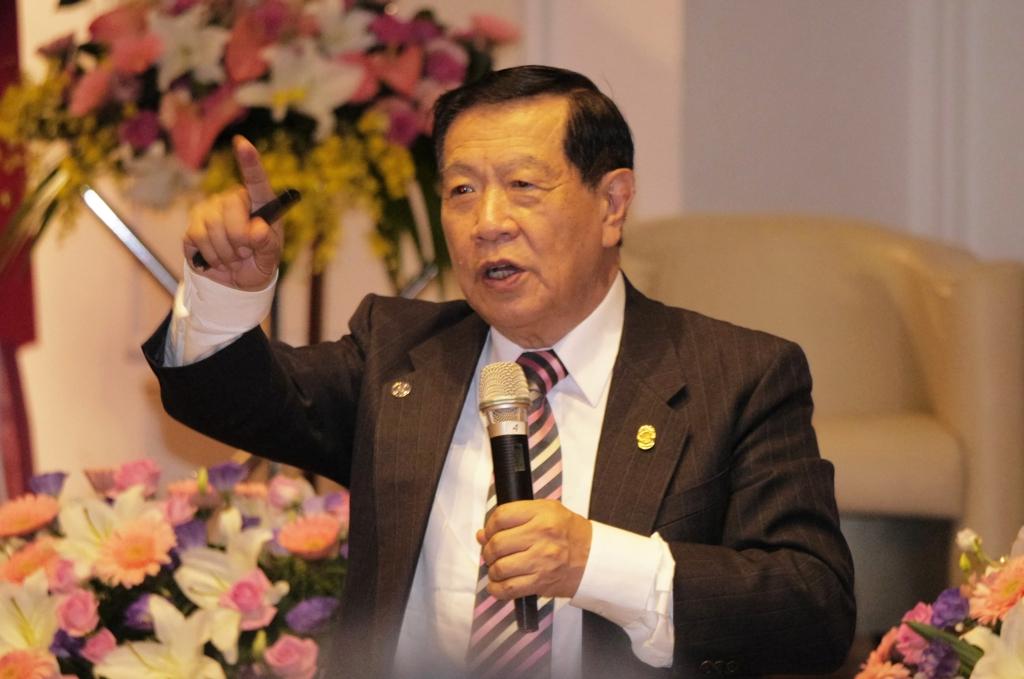 今日（28 日），台湾师范大学通过其官方脸书账号发布悼文，以沉痛且崇敬的心情，深