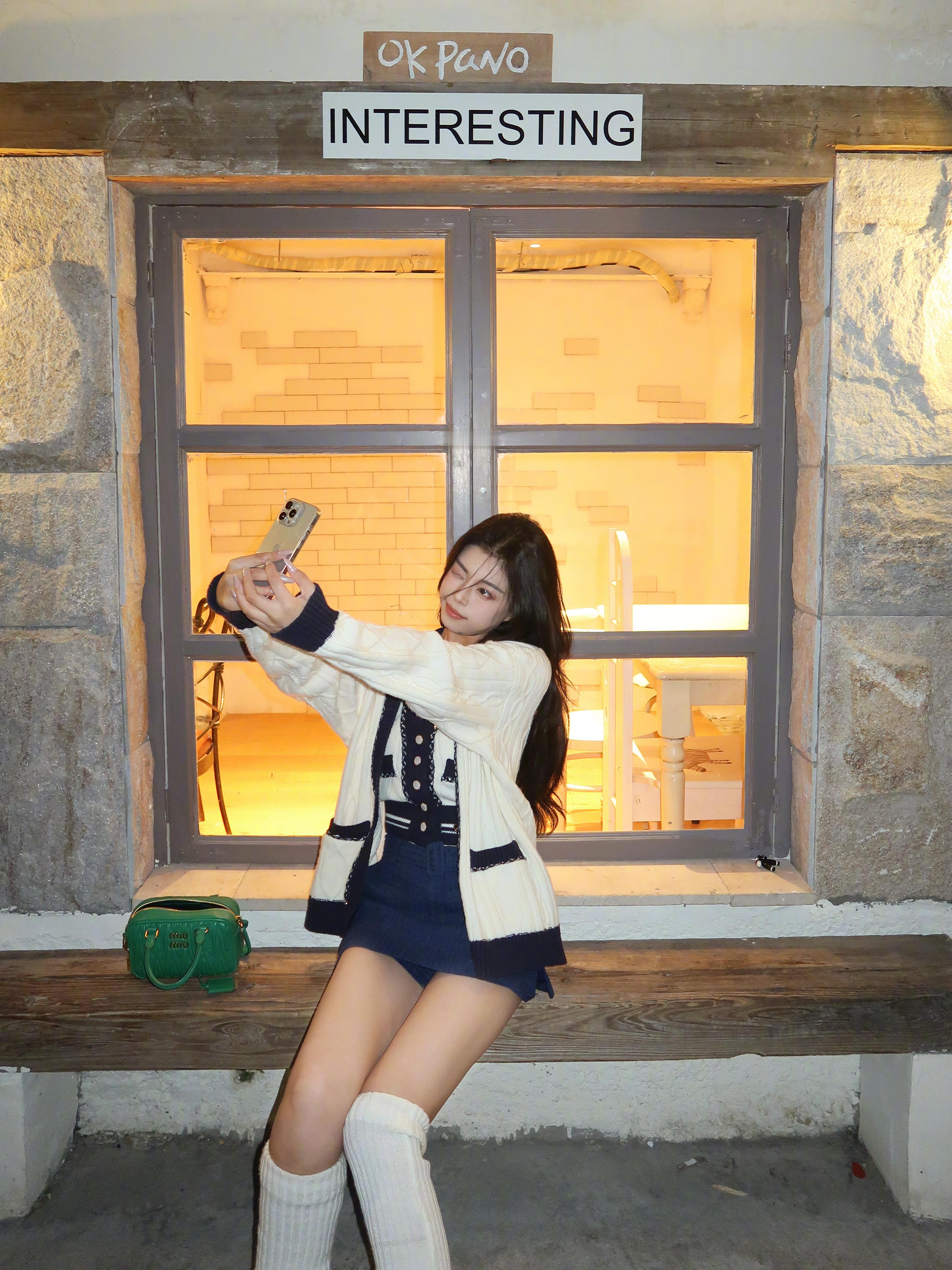 大学生是懂纵容自己的如果说前十几周是无忧无虑的玩那期末月这几天就是焦虑的玩在压力