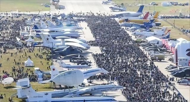 在这个世界上，若美国倒下，全球或许会更太平；若俄罗斯倒下，中国将面临威胁更多些；