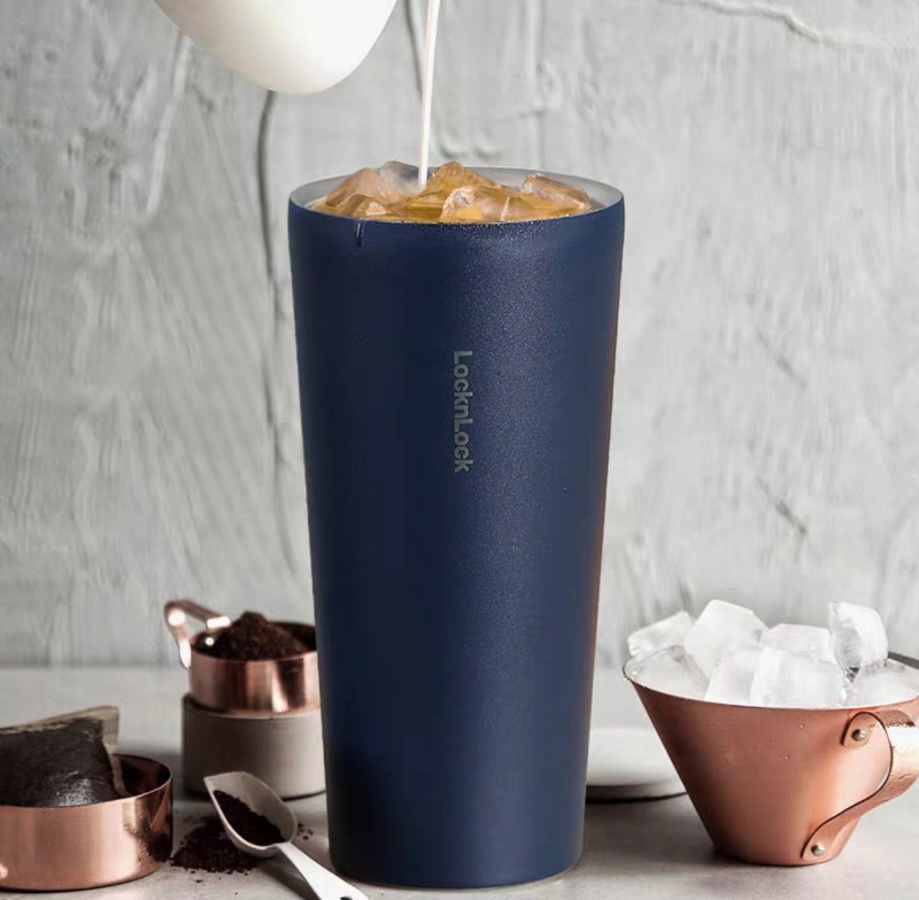 乐扣杯子抽奖送❤️贴，评，走  ​​​