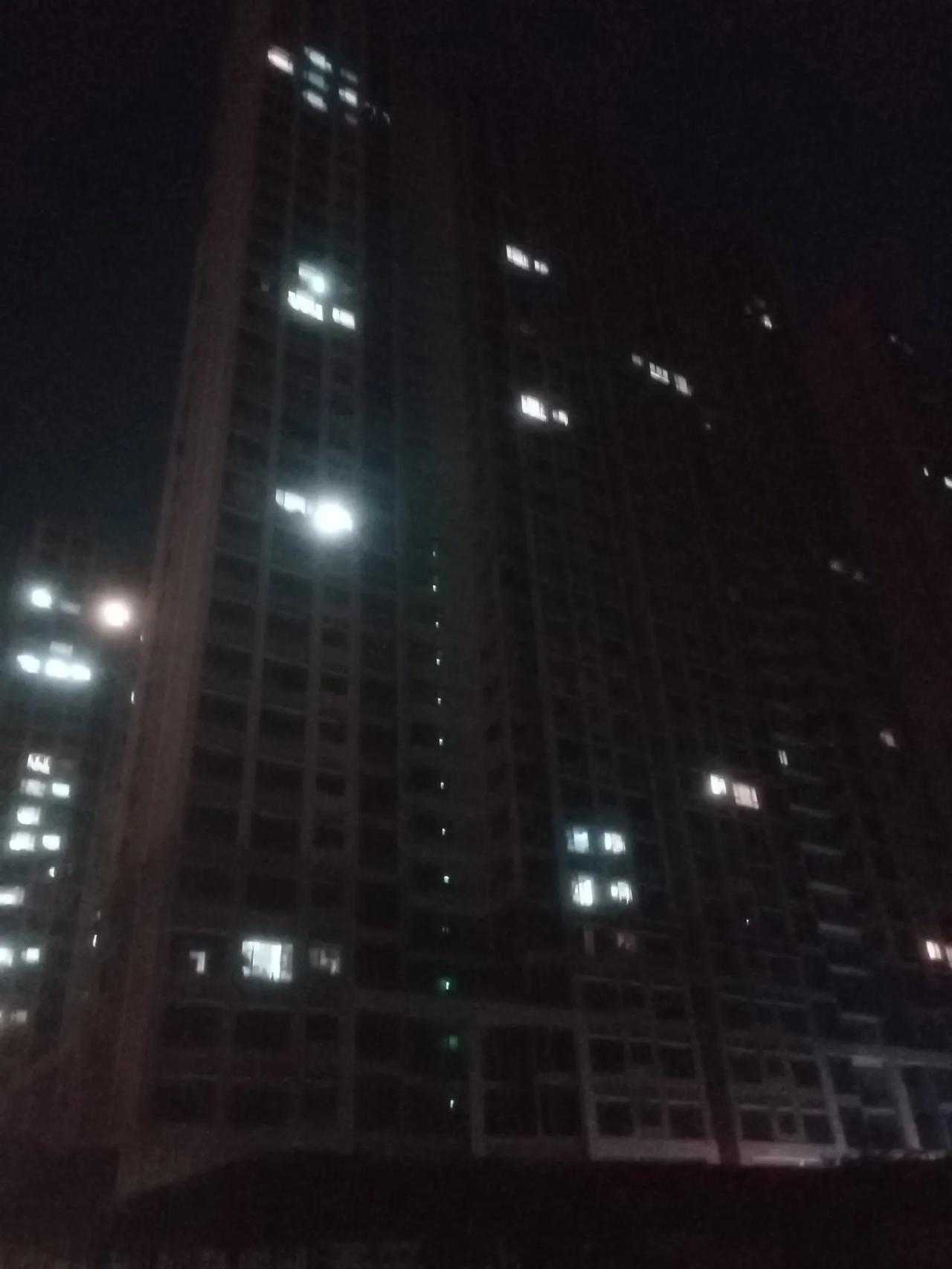 惠州爆料 惠州身边事 
        大亚湾，很多人都说这里是鬼城，其实，你是