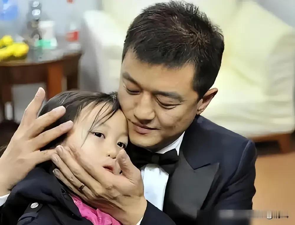 为何明星不支持李亚鹏的公益现在的社会，人情冷暖，利益至上。明星们都在想着捞钱，支