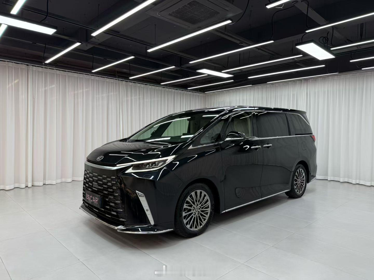 LEXUS- LM500h 六座尊崇版2024年-17500公里！企业一手💰 